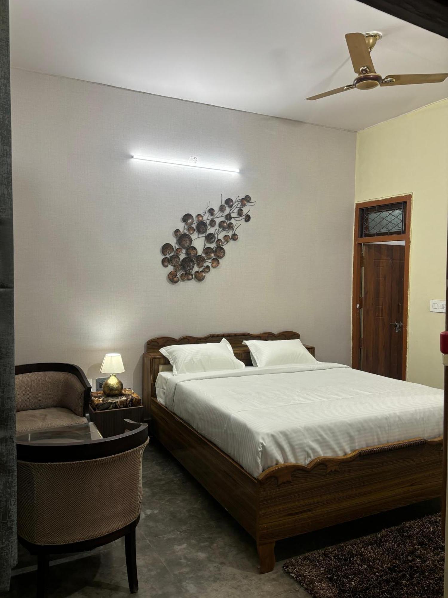 Amara Homestays Allāhābād Junction Exterior foto