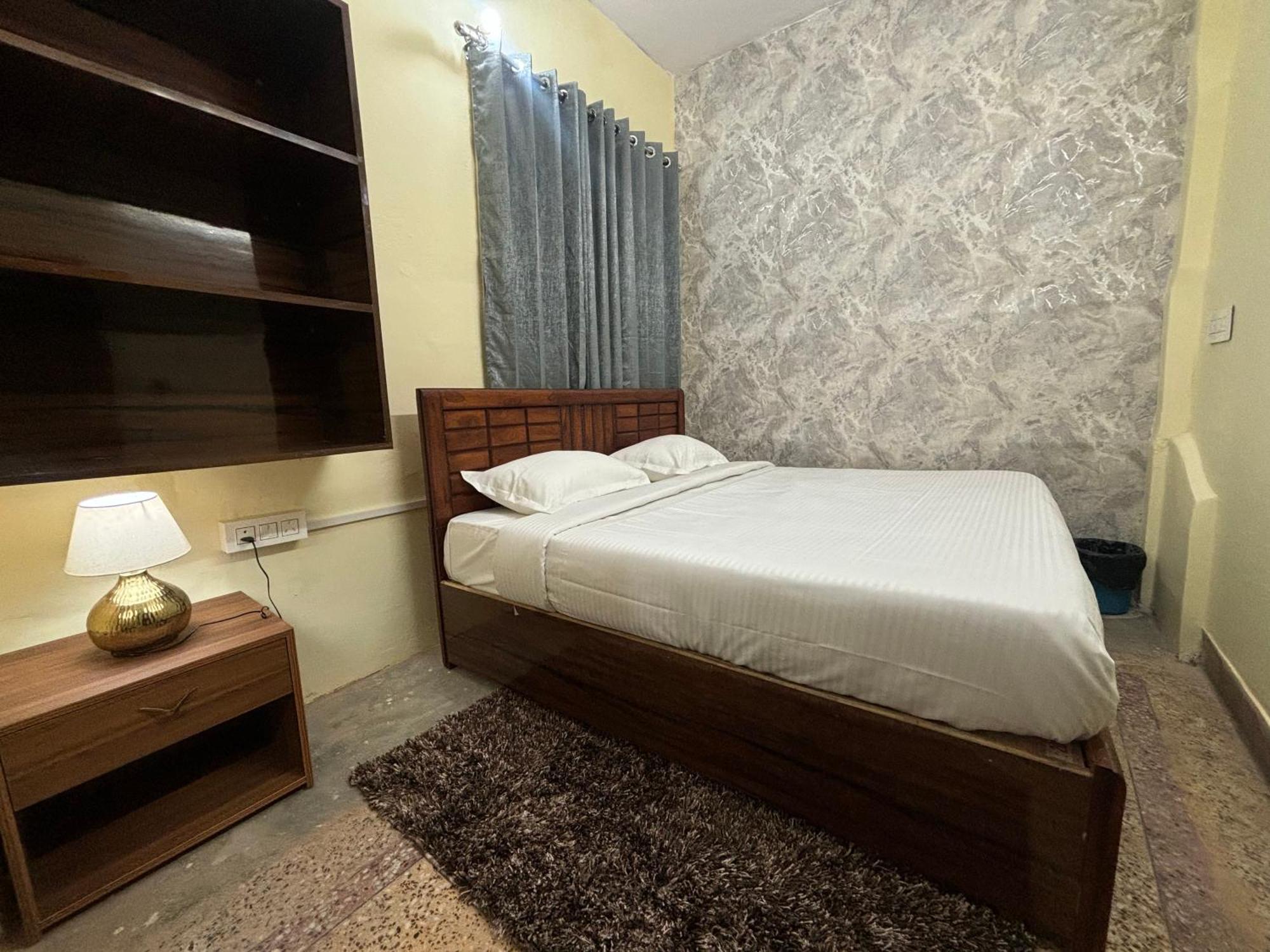 Amara Homestays Allāhābād Junction Exterior foto