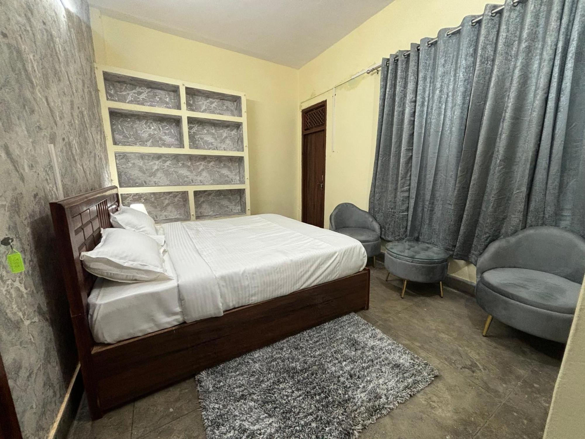 Amara Homestays Allāhābād Junction Exterior foto