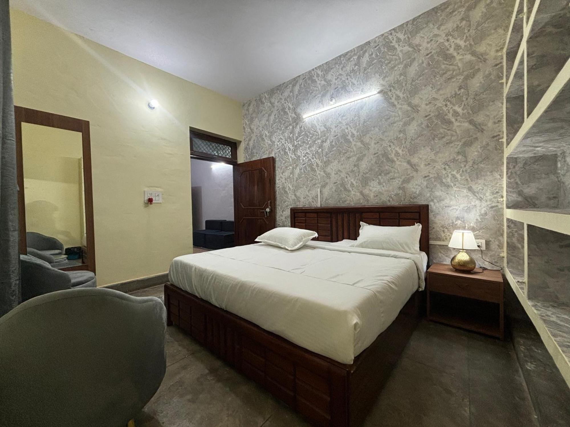 Amara Homestays Allāhābād Junction Exterior foto